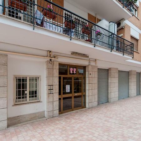 Appartamento Privato A Marconi Рим Екстериор снимка