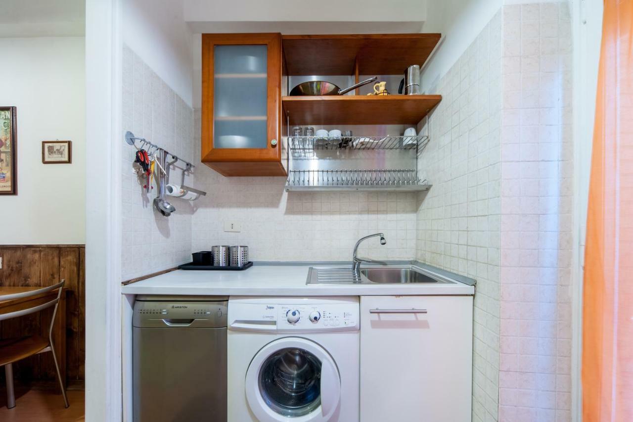 Appartamento Privato A Marconi Рим Екстериор снимка